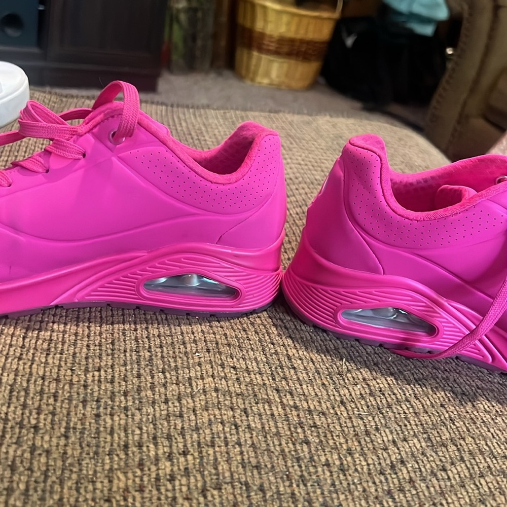 Sketchers sneakers Sz 8 - Picture 3 of 4